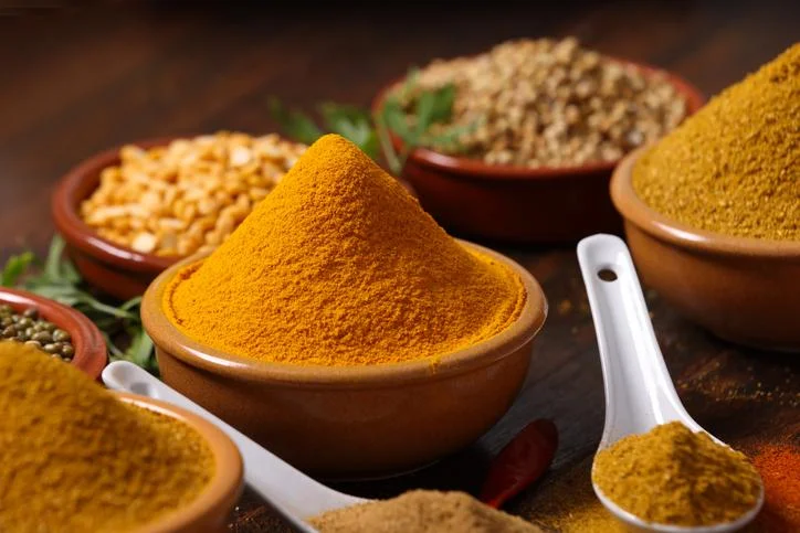 Diferencia entre el garam masala y el curry en polvo