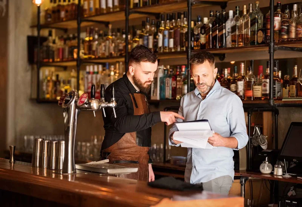 Diferencia entre un salón y un bar