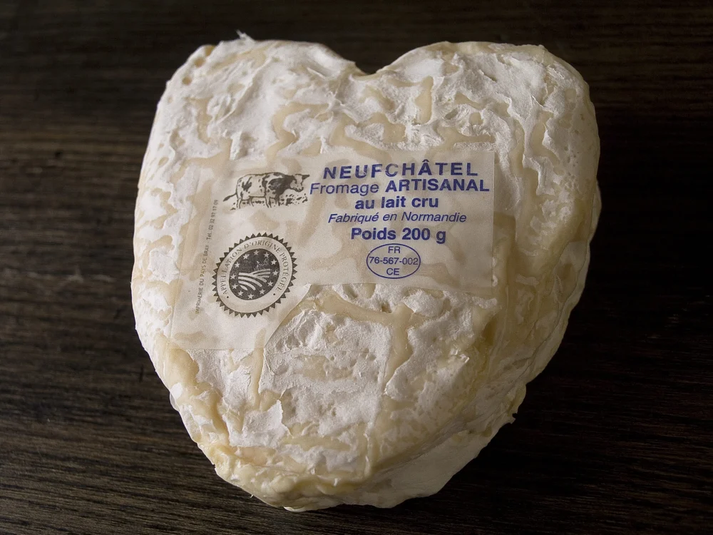 Diferencia entre el queso crema y el Neufchatel