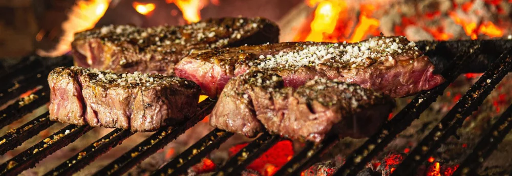 Diferencia entre hacer una barbacoa y una parrilla