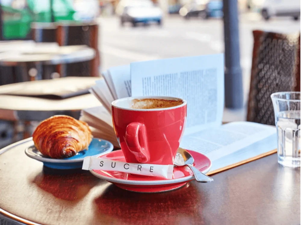 Diferencia entre un café y un bistró