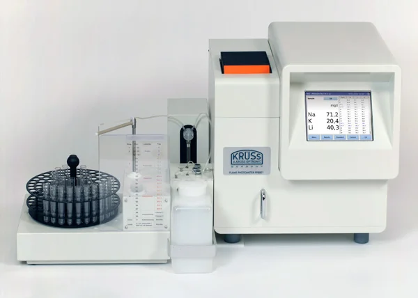Diferencia entre un fotómetro de llama y un espectrofotómetro