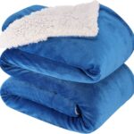 Diferencia entre una manta de vellón y una manta sherpa