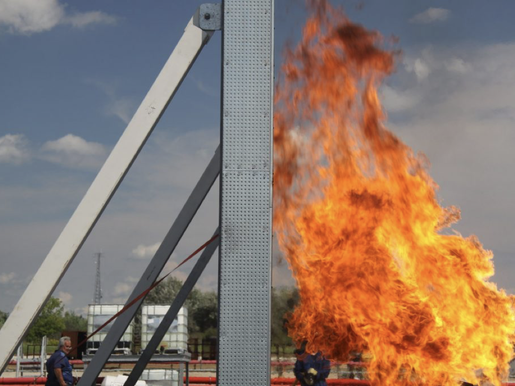 Diferencia entre un fallo de encendido y un contrafuego